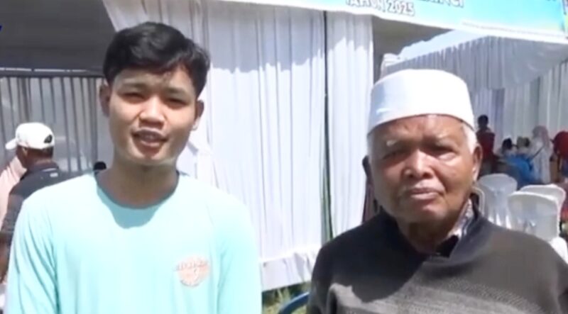 Aldo Vebrino Kiri bersama Orang Tua