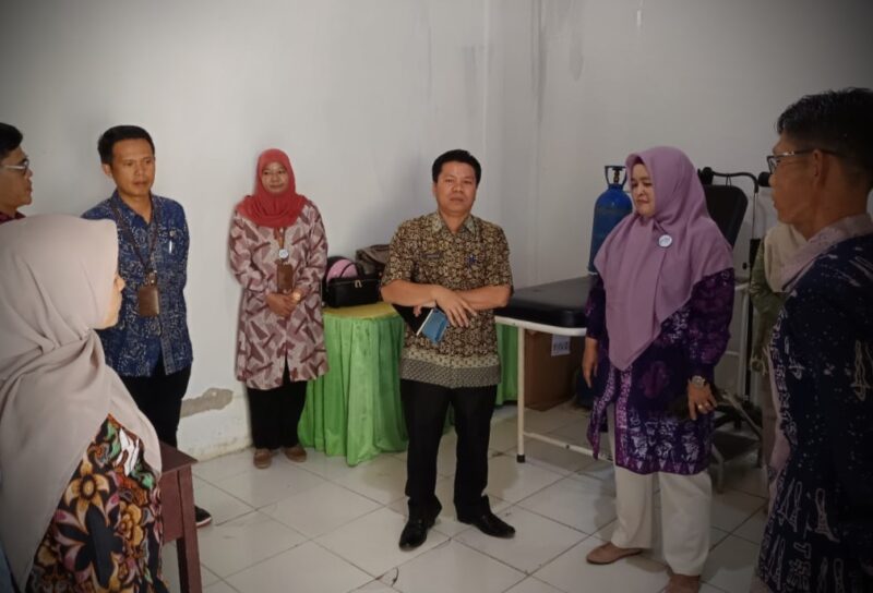 Kunjugan Kadis Kesehatan Sungai Penuh, Damhar. SKM., M.Si
