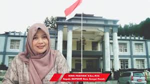 Foto Nina Pastian Kepala BKPSDM Kota Sungai Penuh
