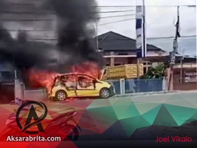 Mobil Toyota Agya Terbakar di Kerinci