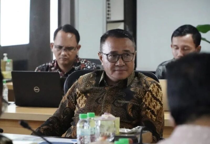 #WakoSungaiPenuh,
#AlfinSH,
#AudiensiMensos,
#KemensosRI,
#BantuanSosial,
#PemberdayaanEkonomi,
#SungaiPenuh,
#Jambi,
#PerlindunganSosial,
#JaminanKesehatan,
#SinergiPemerintah,
#KesejahteraanMasyarakat,