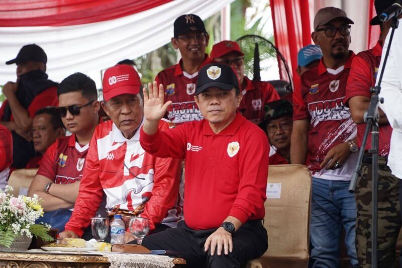 Pawai HUT RI ke-80 di Jambi Meriah Meski Diguyur Hujan