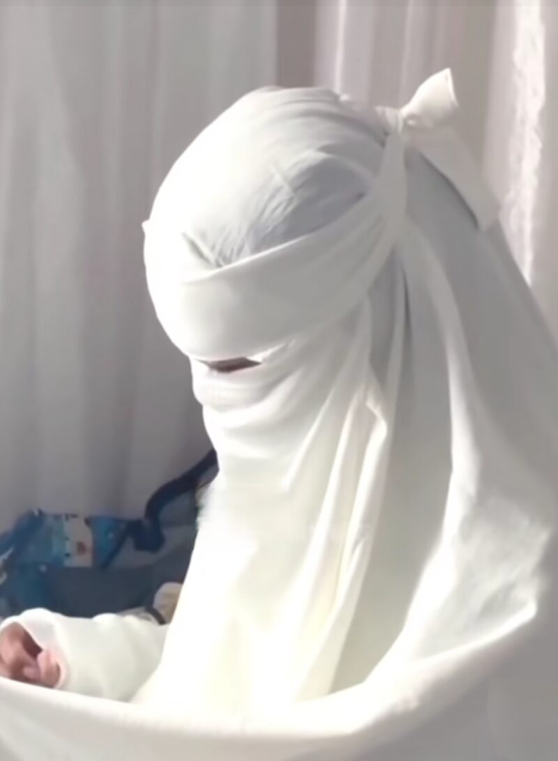 Menolak Dirias, Calon Pengantin Bercadar  Ternyata Pria Berkumis