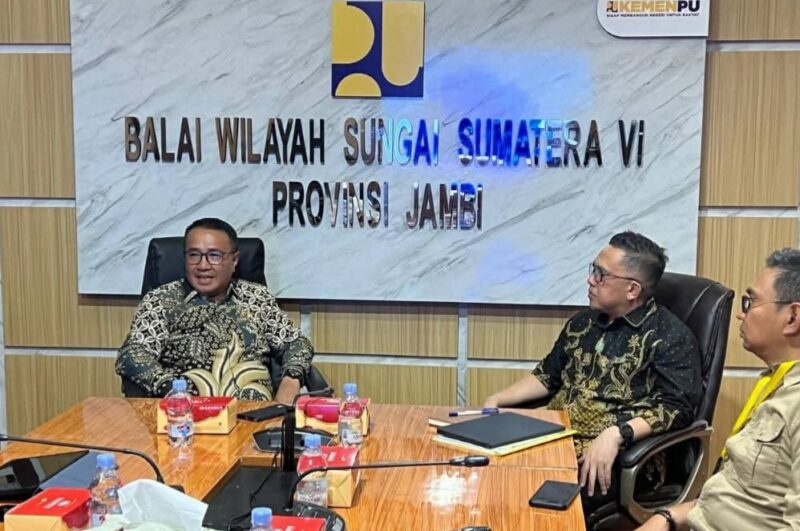 Perjuangkan Penanganan Banjir, Wako Alfin Temui Kepala Balai Sungai Sumatera VI