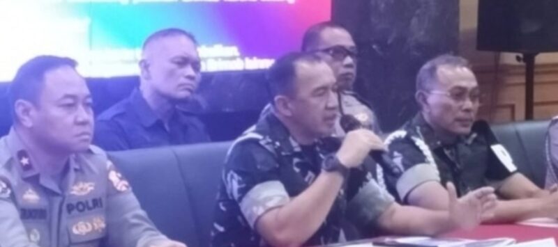 Markas Besar Tentara Nasional Indonesia (Mabes TNI) buka suara terkait desakan mahasiswa yang meminta mereka kembali ke barak.