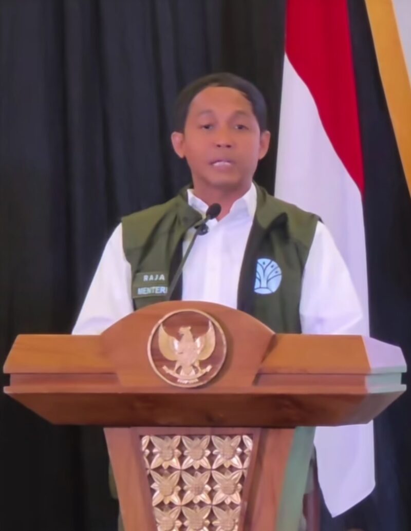 Menteri Kehutanan Raja Juli Antoni, @rajaantoni