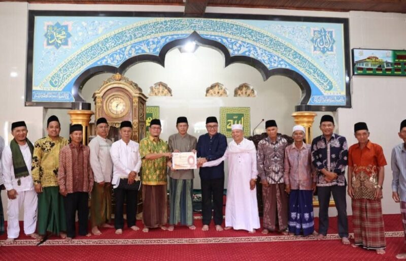Wako dan Wawako Gelar Safari Jumat di Masjid Taqwa