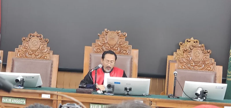 Hakim Tolak Praperadilan Nadiem Makarim, Kejagung Resmi Tetapkan Tersangka. Foto: JawaPos.com