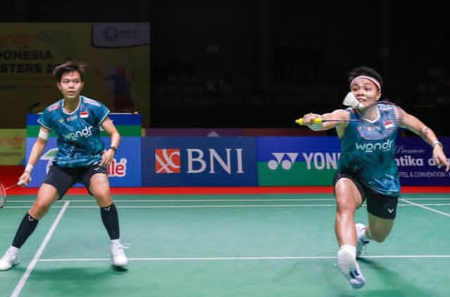 Apriyani Rahayu/Siti Fadia menaklukkan wakil Jepang Ririna Hiramoto/Kokona Ishikawa. Dok PBSI