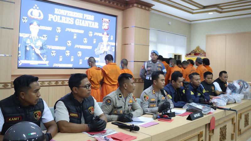 Tiga Pekerja Habisi Mandor Proyek di Gianyar, konferensi. pers. Foto liputan6