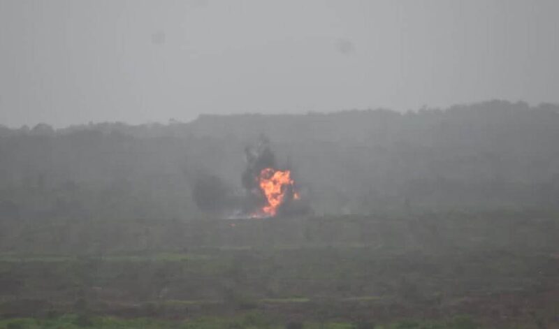 F-16 TNI AU Jalankan Serangan Udara