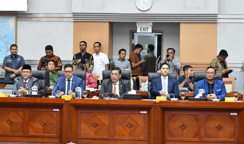 BAM DPR RI Terima Aspirasi PPPK Soal Alih Status ke PNS