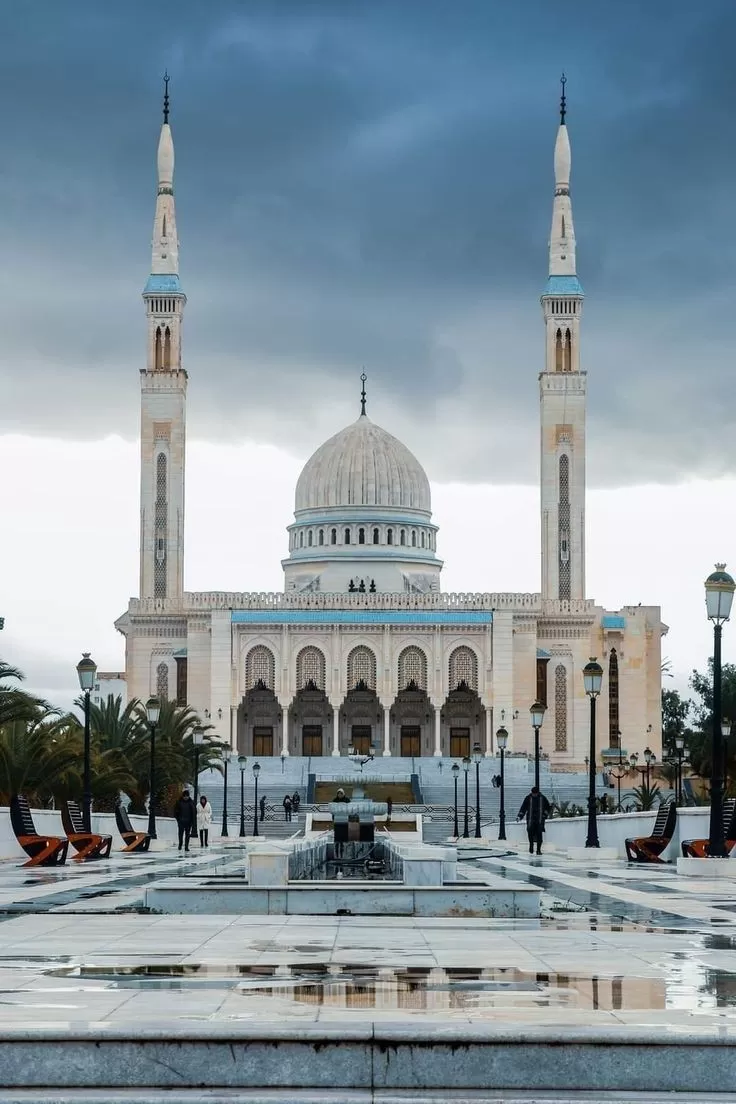 Khutbah Jumat: Sikap Tepat Seorang Saat Menghadapi Bully. Fiti ilustrasi masjid tertua di Indonesia