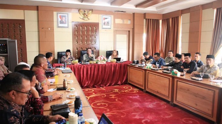 Wali Kota Alfin Tegaskan Penguatan PAD dalam Seminar Kajian Penerimaan Daerah