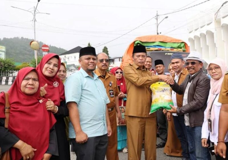 Bantuan Mamak Nan Delapan Dikirim ke Sumbar