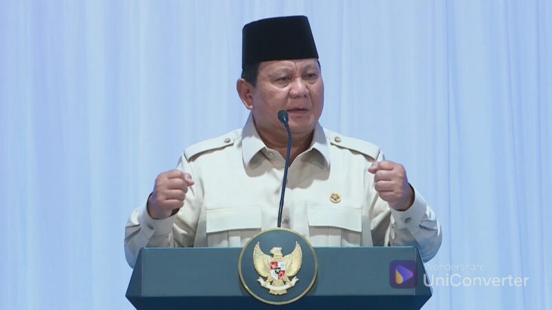 Akhir 2025, Prabowo membawa kabar baik bagi guru. Program Makan Bergizi Gratis kini mencakup guru negeri, swasta, dan pengajar pesantren.
