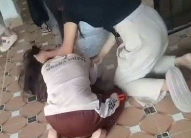 Dugaan bullying terhadap pelajar SMPN 2 Rupit di Muratara viral di Facebook. 