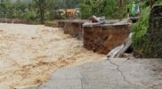 Hujan Deras Picu Jalan Amblas, Akses ke Batu Busuk Padang Terputus (Dok. Diskominfo Padang)