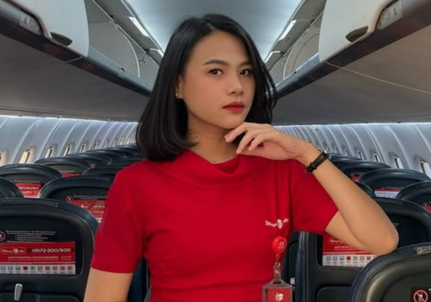 Florencia Lolita Wibisono, Pramugari Pesawat ATR 42-500 @olen.Instagram