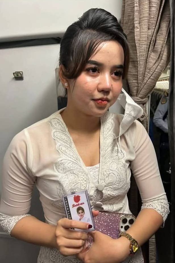 Khairun Nisa , Pramugari Batik Air Viral Ternyata Korban Penipuan (Foto instagram rendirumpea_lawyer)