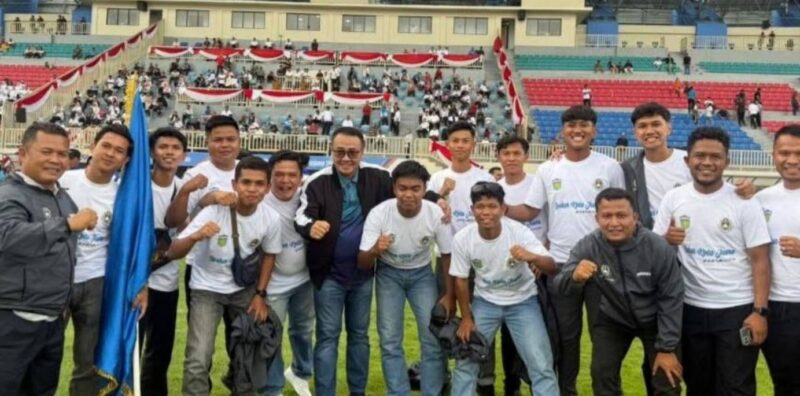 
Wali Kota Sungai Penuh Alfin menghadiri pembukaan Gubernur Cup Sepak Bola 2026, Rabu (14/1/2026)
