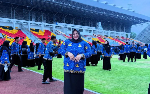 Atlet Angkat Besi Nurul Akmal Dilantik PPPK Paruh Waktu