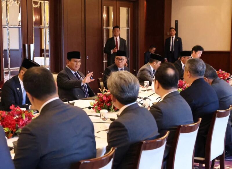 Prabowo bertemu 13 pimpinan perusahaan Jepang di Tokyo, dorong investasi hilirisasi dan perluas lapangan kerja Indonesia.