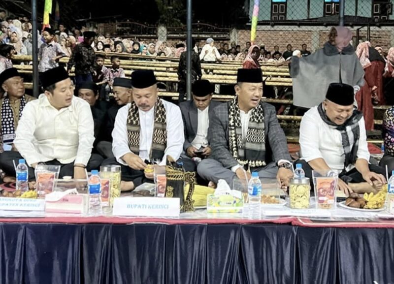 Bupati Monadi Buka MTQ ke-46 Kerapatan Adat Negeri Jujun