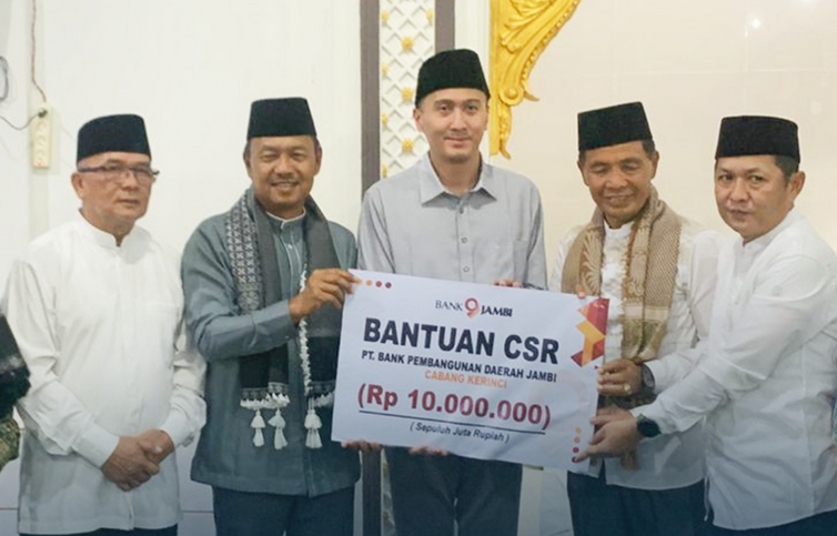 Pemkab di Tengah Warga, Safari Ramadhan Murison Bawa Bantuan dan Harapan