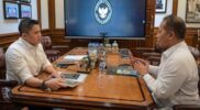 Sekretaris Kabinet Teddy Indra Wijaya menerima Menteri Koperasi Ferry Juliantono di Kantor Sekretariat Kabinet, Jakarta, Senin (20/4/2026)