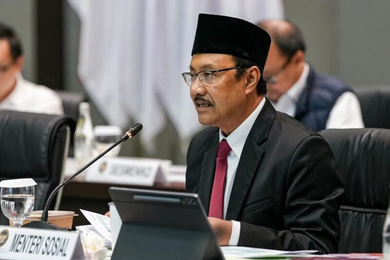 Gus Ipul dalam rapat tingkat menteri