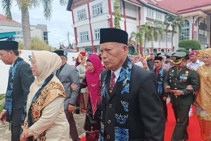 Azhar Hamzah menghadiri rapat paripurna peringatan Hari Jadi ke-78 Kabupaten Pesisir Selatan