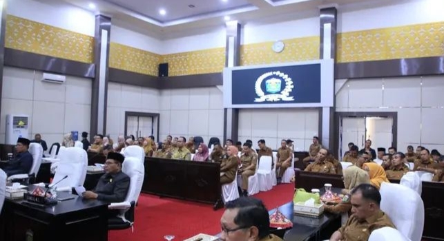 Rapat Paripurna DPRD Sungai Penuh Bahas LKPJ 2025