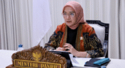 Dok. MENPANRB Menteri PANRB Rini Widyantini menghadiri Konferensi Pers Transformasi Budaya Kerja Nasional dan Kebijakan Energi secara daring di Jakarta