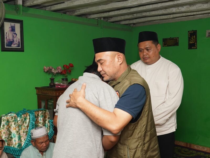 Dua Orang Tewas Longsor di Empelu, Pemkab Bungo Sambangi Korban