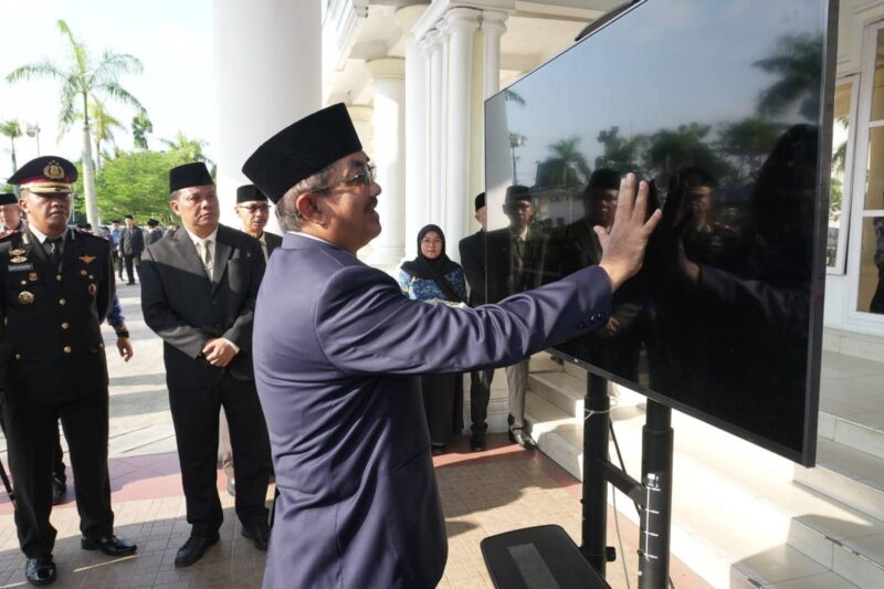 Barcode Kotak Amal Resmi Diluncurkan di Tanjab Barat Sedekah Kini Lebih Aman