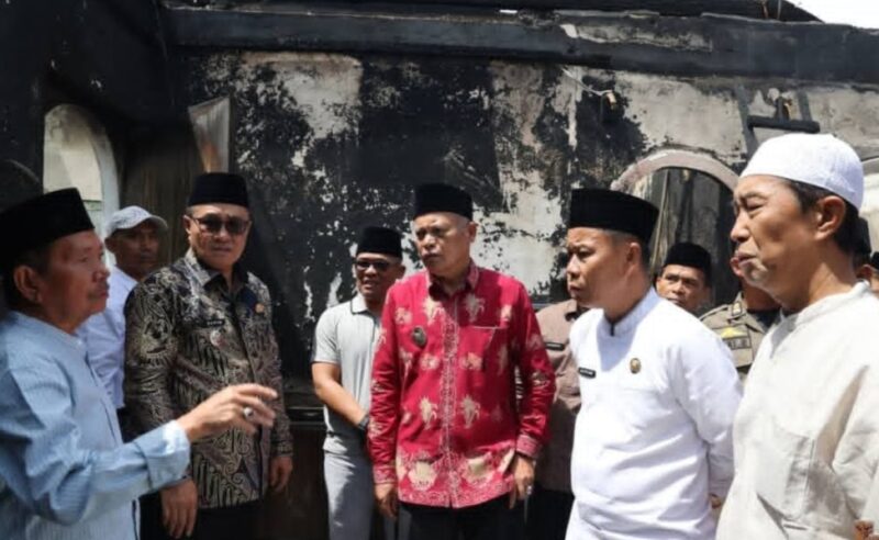 Pemkot Sungai Penuh Beri Bantuan kebakaran di Koto Tinggi