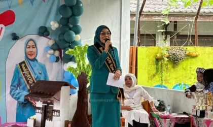 Sri Kartini Dorong Kreativitas Anak Lewat Gebyar PAUD Sungai Penuh