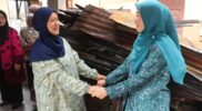 Ketua TP-PKK Sungai Penuh Rangkul Korban Kebakaran Koto Tinggi, Warga Terharu