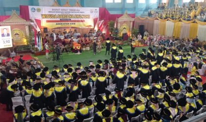 Cetak SDM Berkualitas, STIE Sakti Alam Kerinci Wisuda 313 Sarjana Ekonomi