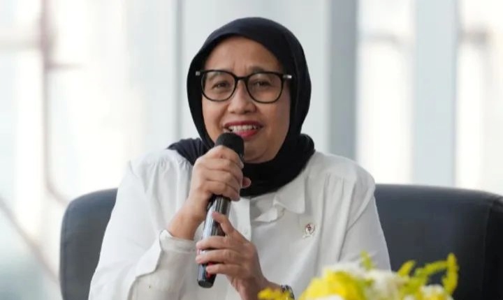 Nanik Sudaryati Deyang atau Nanik S. Deyang