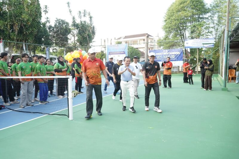 Al Haris Buka Turnamen Tenis Antar Alumni Perguruan Tinggi