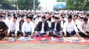 Pimpinan dan Anggota DPRD Shalat Idulfitri Bersama Pemkot dan Masyarakat di Lapangan Merdeka