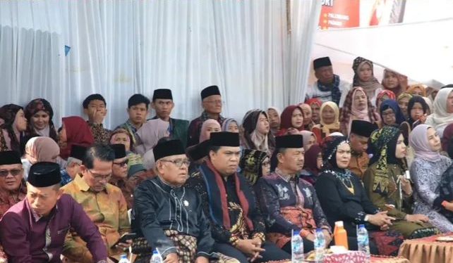 DPRD Kota Sungai Penuh Hadiri Puncak Kenduri Sko 6 Luhah, Tegaskan Komitmen Lestarikan Adat