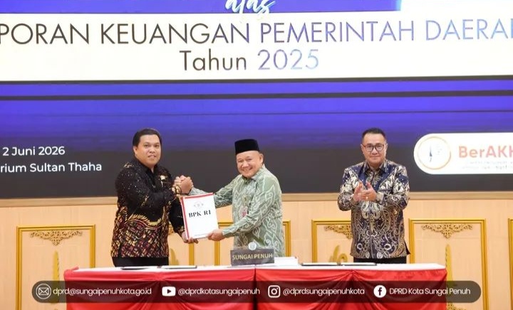 Ketua DPRD Hutri Randa Hadiri Penyerahan LHP BPK, Kota Sungai Penuh Raih Opini WTP ke-14