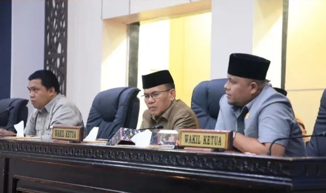 Banggar DPRD Rampungkan Bahas Raperda APBD 2025