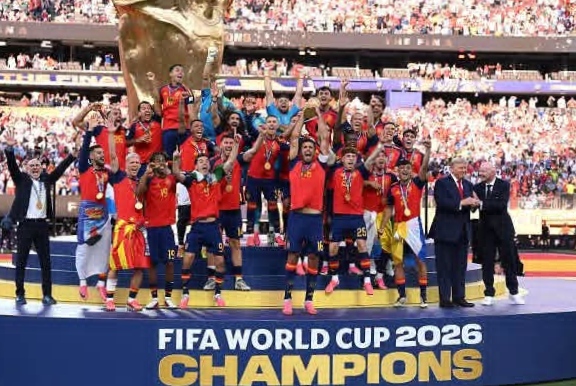 Trump Jadi Sorotan Saat Spanyol Angkat Trofi Piala Dunia 2026