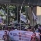Massa Datangi Kantor Hotman Paris, Soroti Ucapannya