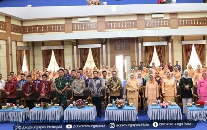 Ketua DPRD Hadiri Pengukuhan DWP Kota Sungai Penuh 2024–2029
