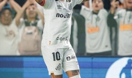 Neymar bersama Santos